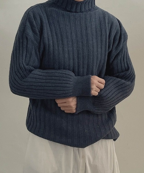 muure（ミュール）の「リブタートルニット（ニット/セーター・レディース・ブラック/ブラウン/アイボリー/ダークブルー・FREE）」の4枚目の写真
