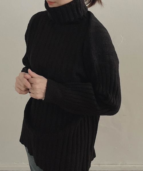 muure（ミュール）の「リブタートルニット（ニット/セーター・レディース・ブラック/ブラウン/アイボリー/ダークブルー・FREE）」の3枚目の写真