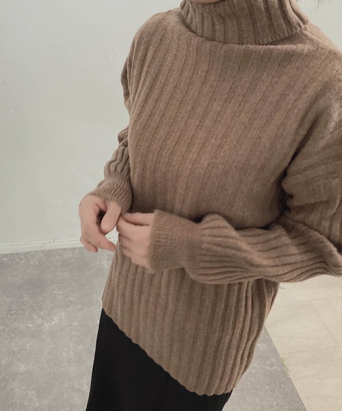 muure（ミュール）の「リブタートルニット（ニット/セーター・レディース・ブラック/ブラウン/アイボリー/ダークブルー・FREE）」の7枚目の写真