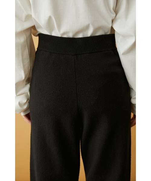 HeRIN.CYE（ヘリンドットサイ）の「Center press knit pants（その他パンツ・レディース・オフホワイト/ターコイズブルー/ブラック・FREE）」の9枚目の写真