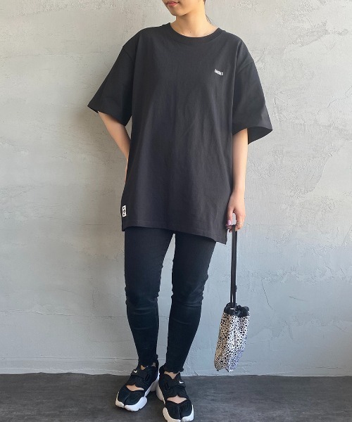 CHUMS（チャムス）の「[CHUMS/チャムス] 別注 サークルロゴバックプリントTシャツ（Tシャツ/カットソー・レディース・ホワイト/ブラック・S/M/L/XL/XXL）」の6枚目の写真