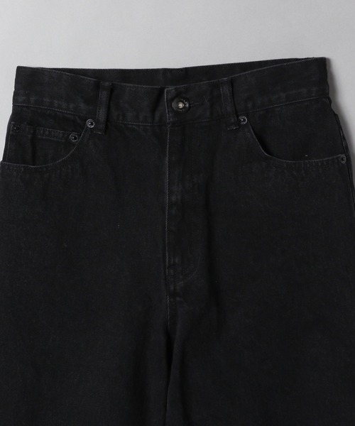 JEANASIS（ジーナシス）の「サスティナブルクラッシュデニムショートパンツ/271928（デニムパンツ・レディース・ホワイト/ブラック・SMALL/MEDIUM）」の11枚目の写真