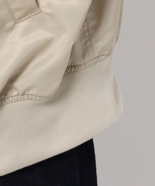 LOWRYS FARM（ローリーズファーム）の「ＭＡ－１　261656（MA-1・メンズ・アイボリー/グリーン・MEDIUM/LARGE）」の10枚目の写真