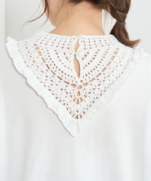 PUAL CE CIN（ピュアルセシン）の「カギ針編み襟カットソー（Tシャツ/カットソー・レディース・ホワイト/ブラック・FREE）」の3枚目の写真