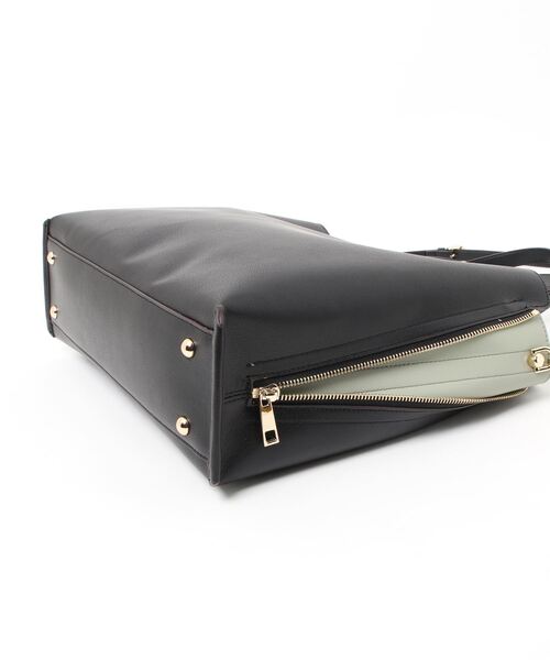 BASE（ベース）の「サイドジップ バイカラートートバッグ (L) A4サイズ対応可（トートバッグ・レディース・ブラウン系その他/ブラック/ライトグレー/ダークグレー/グリーン/ピンク/ブラウン/アイボリー・FREE）」の17枚目の写真