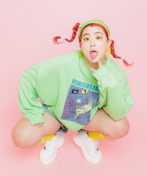 PUNYUS（プニュズ）の「DIGITALIZEスウェット（スウェット・レディース・ブラック/グリーン/杢グレー/ライトパープル・4/3）」の20枚目の写真