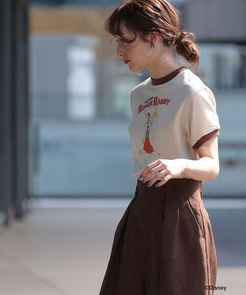 Ray BEAMS(レイビームス)の「south for F × Ray BEAMS/ 別注 Rrabbit Tシャツ(Tシャツ/カットソー・レディース・ベージュ・ONE SIZE)」の2枚目の写真