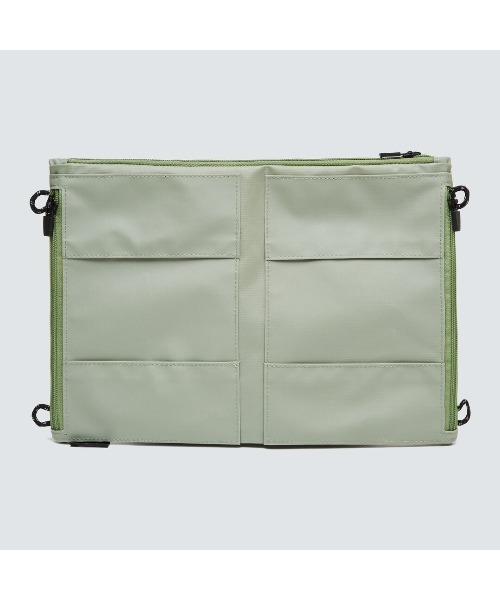 OAKLEY(オークリー)の「オークリー ESSENTIAL OD FOLD BAG 5.0 ショルダーバッグ/OAKLEY(ショルダーバッグ・メンズ・ブラック/ネイビー/グリーン系・U)」の7枚目の写真