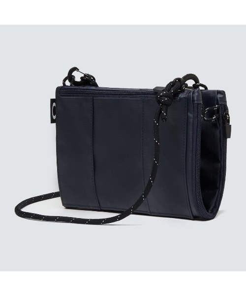 OAKLEY(オークリー)の「オークリー ESSENTIAL OD FOLD BAG 5.0 ショルダーバッグ/OAKLEY(ショルダーバッグ・メンズ・ブラック/ネイビー/グリーン系・U)」の11枚目の写真