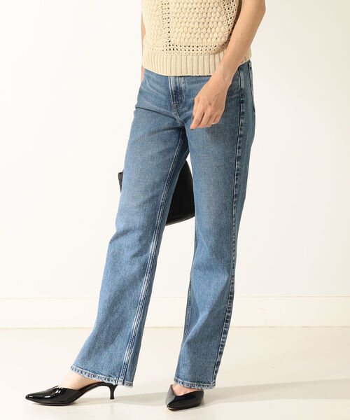 Demi-Luxe BEAMS(デミルクス ビームス)の「upper hights / THE H-RISE BIRKIN フレアデニムパンツ(デニムパンツ・レディース・ロイヤルブルー・22/24/25/21/23)」の1枚目の写真