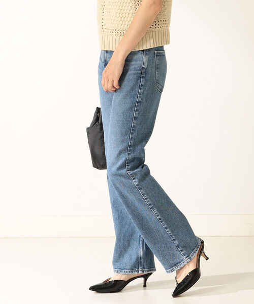 Demi-Luxe BEAMS(デミルクス ビームス)の「upper hights / THE H-RISE BIRKIN フレアデニムパンツ(デニムパンツ・レディース・ロイヤルブルー・22/24/25/21/23)」の2枚目の写真