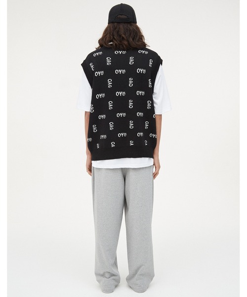 『OY/オーワイ』MONOGRAM LOGO V NECK KNIT VEST/モノグラムロゴ Vネック ニットベスト（ベスト）｜OY（オーワイ）