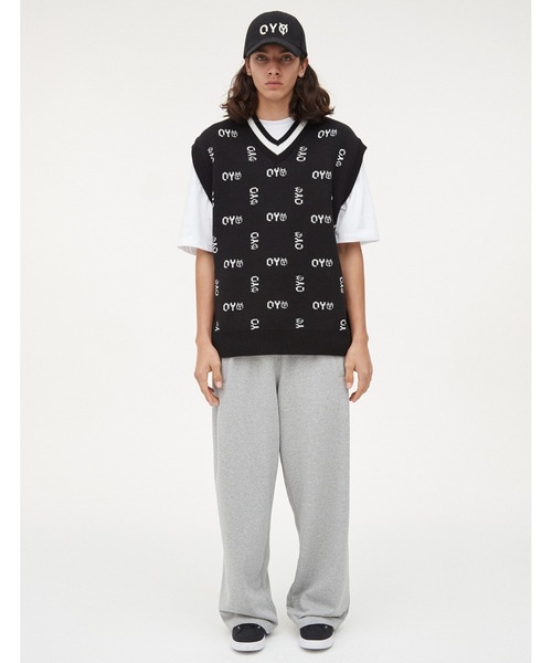 『OY/オーワイ』MONOGRAM LOGO V NECK KNIT VEST/モノグラムロゴ Vネック ニットベスト（ベスト）｜OY（オーワイ）