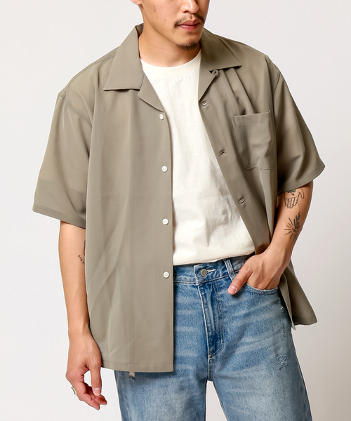 B.C STOCK(ベーセーストック)の「FIL DESSIN OPEN S/S(シャツ/ブラウス・メンズ・ネイビー/サックスブルー/チャコールグレー/ホワイト/グリーン・LARGE/MEDIUM/SMALL)」の1枚目の写真