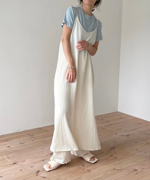 wee9s（ウィークス）の「square flat sandals / クッション性抜群！スクエアフラットサンダル（サンダル・レディース・ブラック/ベージュ/アイボリー・23cm/23.5cm/24cm/24.5cm/25cm）」の21枚目の写真