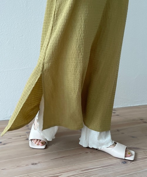 wee9s（ウィークス）の「square flat sandals / クッション性抜群！スクエアフラットサンダル（サンダル・レディース・ブラック/ベージュ/アイボリー・23cm/23.5cm/24cm/24.5cm/25cm）」の11枚目の写真