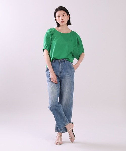 INED（イネド）の「ボリュームスリーブカットソー《接触冷感》（Tシャツ/カットソー・レディース・ブラック/ブラウン/オフホワイト/グリーン/ライトグリーン・9号）」の10枚目の写真