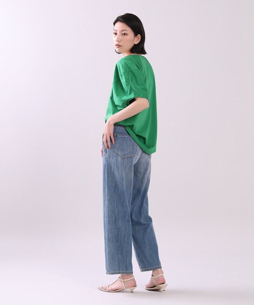 INED（イネド）の「ボリュームスリーブカットソー《接触冷感》（Tシャツ/カットソー・レディース・ブラック/ブラウン/オフホワイト/グリーン/ライトグリーン・9号）」の11枚目の写真