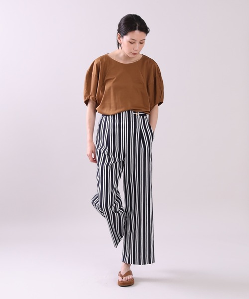 INED（イネド）の「ボリュームスリーブカットソー《接触冷感》（Tシャツ/カットソー・レディース・ブラック/ブラウン/オフホワイト/グリーン/ライトグリーン・9号）」の16枚目の写真