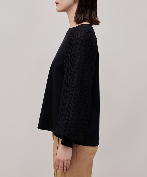 ROPE'（ロペ）の「カット×ラッセルレースボリュームスリーブプルオーバー（Tシャツ/カットソー・レディース・ブラック/ホワイト/ベージュ系その他2・38）」の6枚目の写真