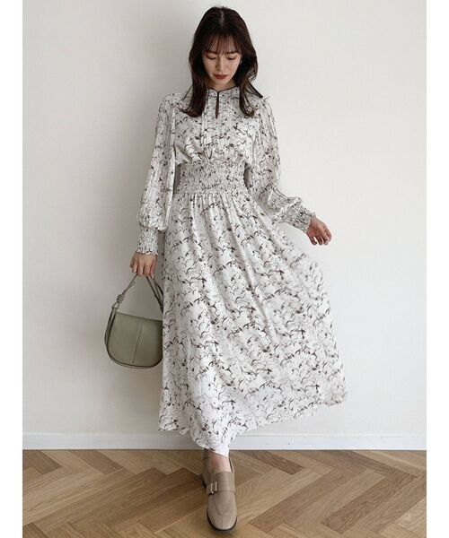 dazzlin（ダズリン）の「プリーツスリーブシャーリングワンピース（ワンピース・レディース・ブルー/アイボリー・FREE）」の10枚目の写真