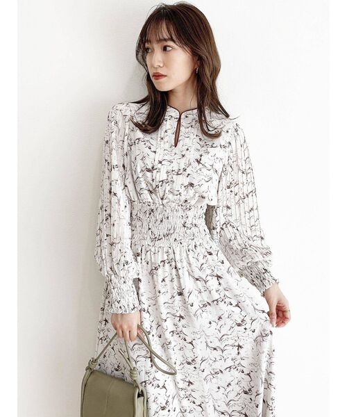 dazzlin（ダズリン）の「プリーツスリーブシャーリングワンピース（ワンピース・レディース・ブルー/アイボリー・FREE）」の21枚目の写真