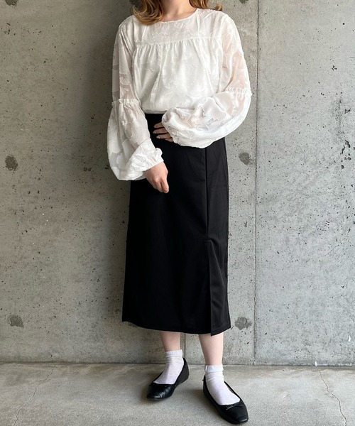 fiere(フィエール)の「スリット入りミモレ丈ロングスカート(スカート・レディース・ブラック・FREE/MEDIUM/SMALL/LARGE/X-LARGE)」の10枚目の写真