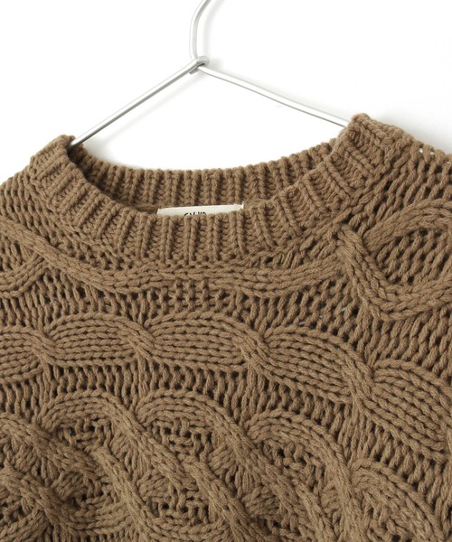 MAKE YOUR DAY（メイクユアデイ）の「ケーブル編みざっくりセーター