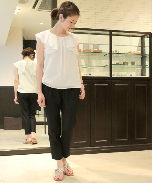 Spick & Span（スピックアンドスパン）の「T/Rギャバ ストレッチ パンツ。（その他パンツ・レディース・ブラック/ブルー系その他・36/38）」の12枚目の写真