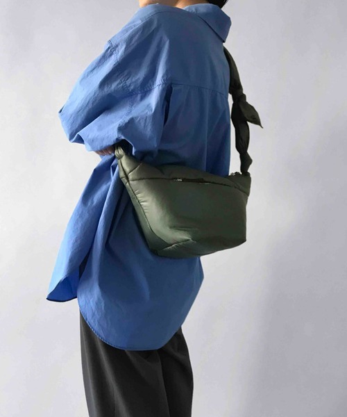 LE VERNIS（ル・ベルニ）の「LE VERNIS(ル・ベルニ)ジグリーショルダーバッグ（ショルダーバッグ・レディース・ブラック/カーキ/イエロー・FREE）」の19枚目の写真