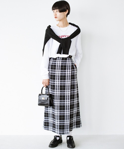 haco!（ハコ）の「憧れの重ね付けもお手のもの！シンプルコーデを格上げするガラスパールネックレスとコインモチーフのネックレスの２本セットby who made me（ネックレス・レディース・ゴールド・ONE SIZE）」の17枚目の写真