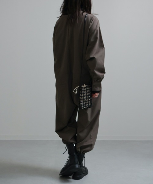 ap retro（アプレトロ）の「バンドカラーツナギ/オールインワン（つなぎ/オールインワン・レディース・チャコールグレー/ブラック/アイボリー・FREE）」の18枚目の写真