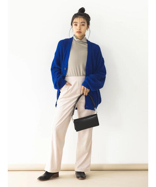 koe（コエ）の「バルキー片畦ニットカーデ*（カーディガン/ボレロ・レディース・ブラック/グレイッシュベージュ・FREE）」の16枚目の写真