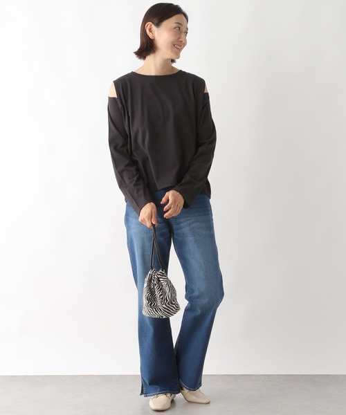 LEPSIM（レプシィム）の「カットアウトスリーブT　164260（Tシャツ/カットソー・レディース・ブラック/レッド/オフホワイト・FREE）」の6枚目の写真