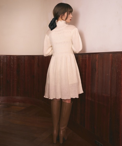 MIRO AMURETTE（ミロアミュレット）の「puff sleeve knit one piece（ワンピース・レディース・ホワイト・FREE）」の6枚目の写真