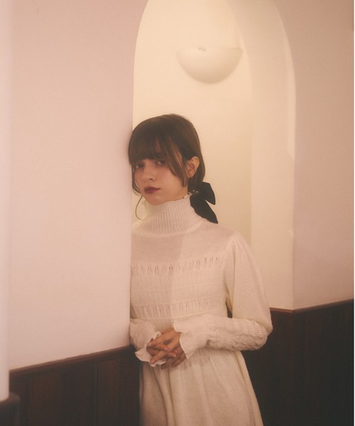 MIRO AMURETTE（ミロアミュレット）の「puff sleeve knit one piece（ワンピース・レディース・ホワイト・FREE）」の9枚目の写真