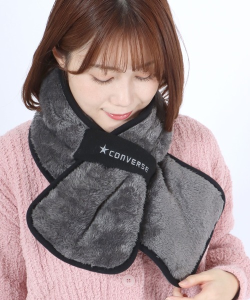 CONVERSE(コンバース)の「CONVERSE(コンバース)ボアフリースティペット/差込みマフラー レディース(マフラー・レディース・ホワイト系その他/ブラック/ブラウン・FREE)」の4枚目の写真