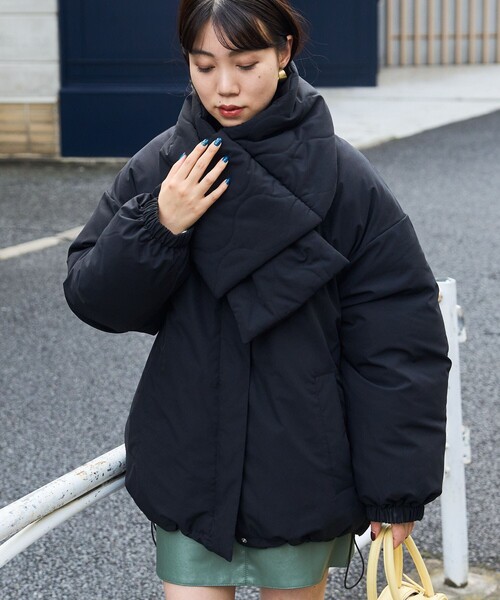 PUBLUX（パブリュクス）の「PUBLUX/パブリュクス マフラー付き中綿ジャケット（ダウンジャケット/コート・レディース・カーキ/アイボリー/ブラック・ﾌﾘ-）」の13枚目の写真