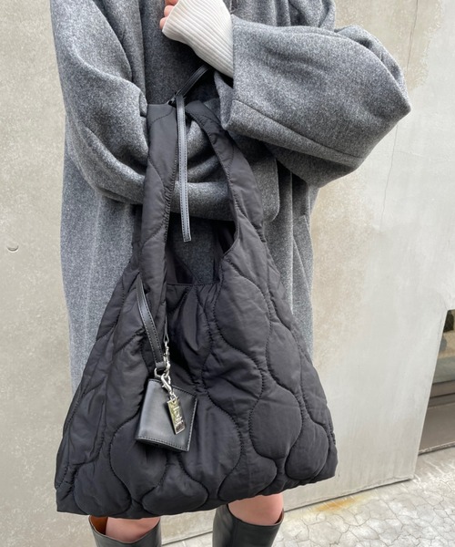 loti（ロティ）の「loti キルトコインケース付BAG（ショルダーバッグ・レディース・ブラック/オフホワイト・FREE）」の12枚目の写真