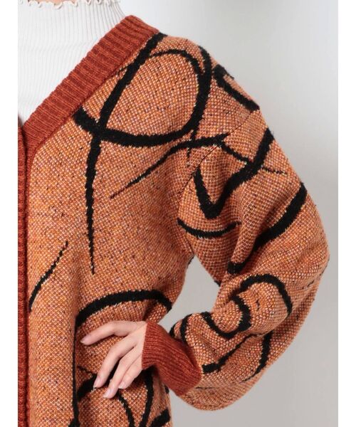 EMODA(エモダ)の「【GAB GAB×EMODA】ラインモチーフニット(ニット/セーター・レディース・カーキ/オレンジ・FREE)」の6枚目の写真