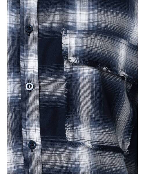 EMODA(エモダ)の「ヘムカットルーズシャツ(シャツ/ブラウス・レディース・ベージュ/ブラック/ブルー・FREE)」の22枚目の写真