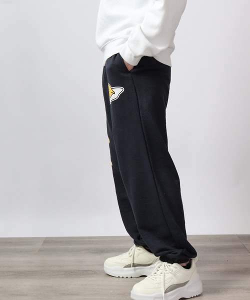 sanrio(サンリオ)の「sanrio キャラクター スウェット パンツ 裏毛(スウェットパンツ・レディース・オレンジ/ネイビー/パープル/ブラック/エメラルド/アイボリー/オートミール/サックスブルー・M/L/LL)」の17枚目の写真