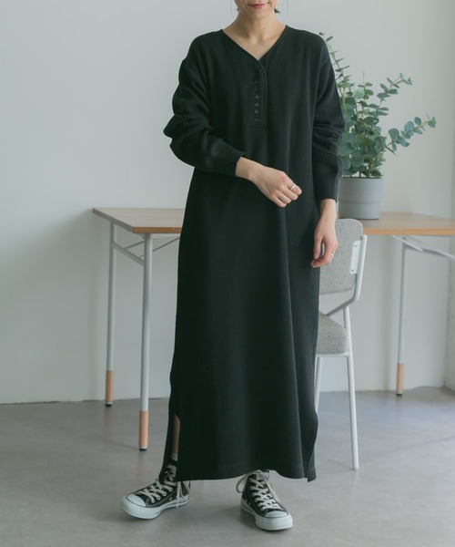 FORK&SPOON(フォークアンドスプーン)の「FORK&SPOON ラゲットリブヘンリーネックワンピース(ワンピース・レディース・ブラック/アイボリー・1/2)」の17枚目の写真