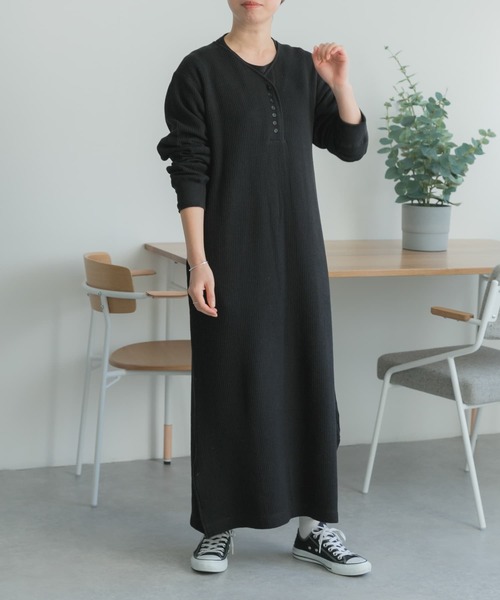 FORK&SPOON(フォークアンドスプーン)の「FORK&SPOON ラゲットリブヘンリーネックワンピース(ワンピース・レディース・ブラック/アイボリー・1/2)」の18枚目の写真
