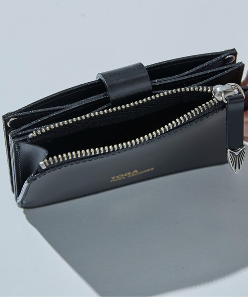 TOGA VIRILIS（トーガ ビリリース）の「Leather wallet studs small
