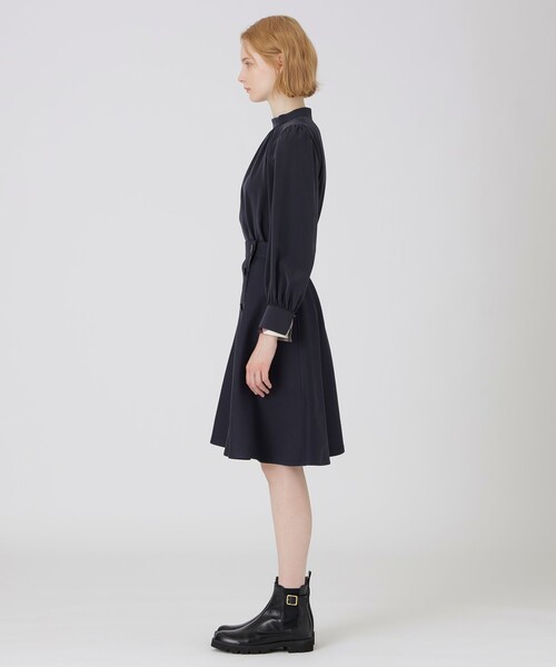 BLUE LABEL CRESTBRIDGE（ブルーレーベルクレストブリッジ）の 