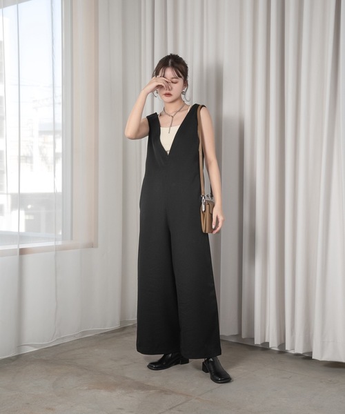 Amiur(エミレ)の「2way stitch combinaison(サロペット/オーバーオール・レディース・ブラック/アイボリー・S/M)」の17枚目の写真