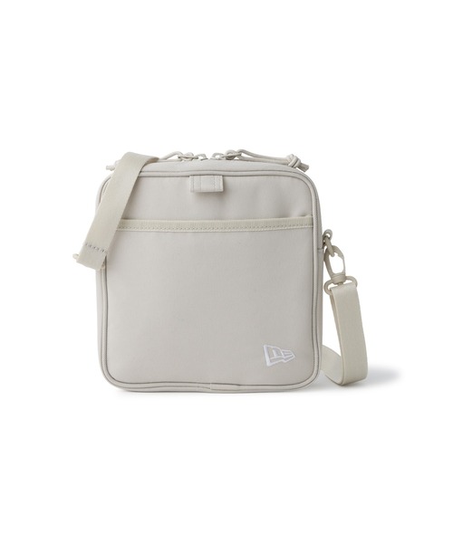 NEW ERA（ニューエラ）の「ニューエラ スクエア ショルダーポーチ BAG（ショルダーバッグ・メンズ・ブラック/ベージュ/ベージュ系その他・FREE）」の16枚目の写真