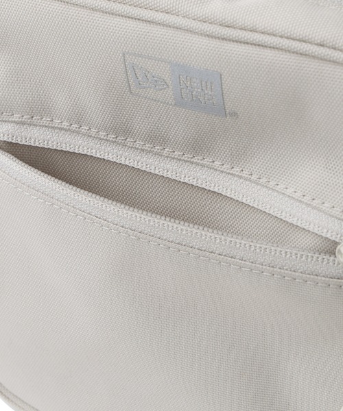 NEW ERA（ニューエラ）の「ニューエラ スクエア ショルダーポーチ BAG（ショルダーバッグ・メンズ・ブラック/ベージュ/ベージュ系その他・FREE）」の21枚目の写真