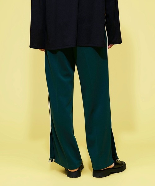 FOREVER 21(フォーエバー トゥエンティーワン)の「【STREET】ラインジャージパンツ(その他パンツ・レディース・ブルー/グリーン/イエロー・FREE)」の13枚目の写真